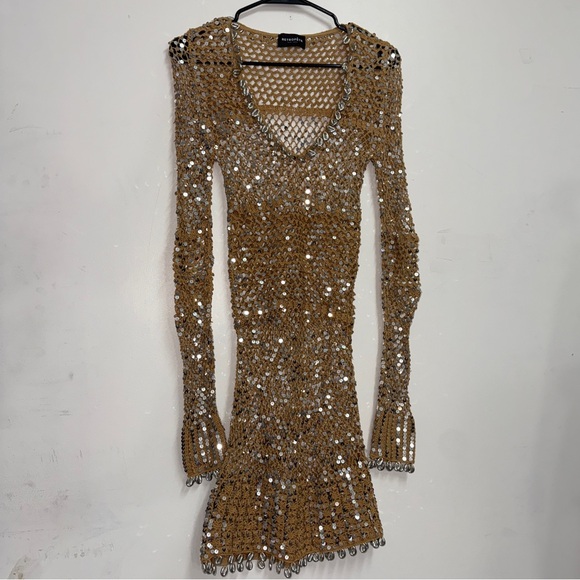 Retrofête Sequin Crochet Shell Embellished Dress Crochet Beach Dress bikinicover - Picture 3 of 9